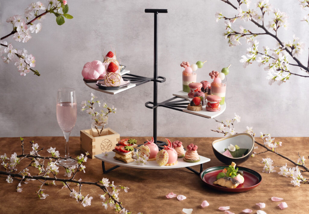 期間限定【3/1~4/30】🌸Sakura Rose Afternoon Tea🌸～花咲く季節に贈る、苺と桜のマリアージュ～
